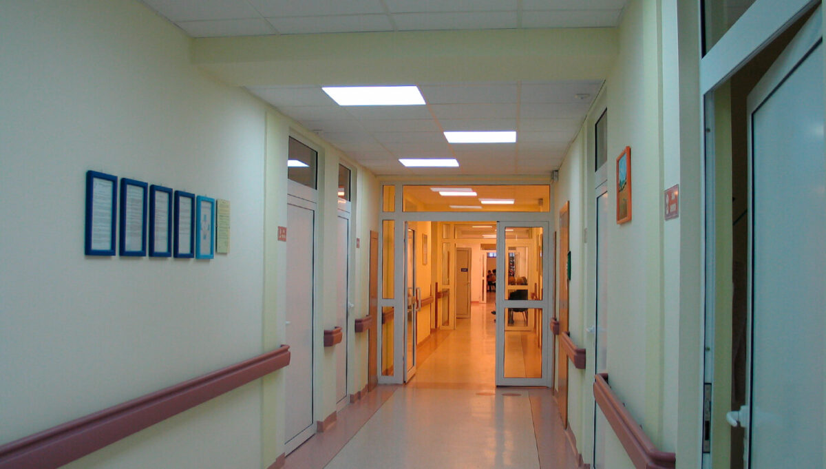 szpital w lipsku wnętrze korytarz projekt witold mechowski pracownia wm
